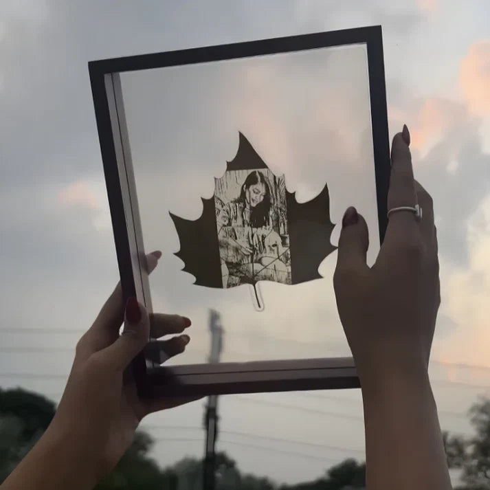 Custom Leaf Photo Frame – Personalized Artistic Memory Frame